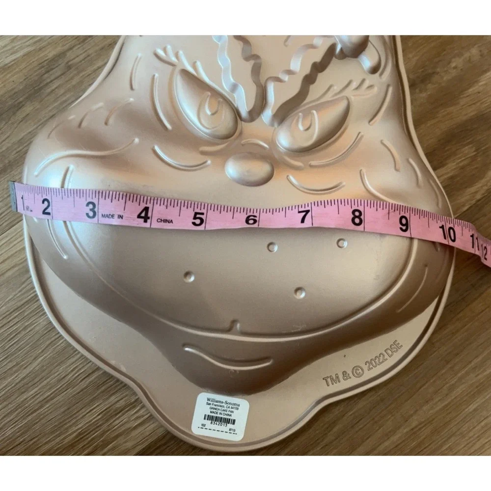 Grinch Williams Sonoma Face Cake Pan 10 Cups Christmas 8342013